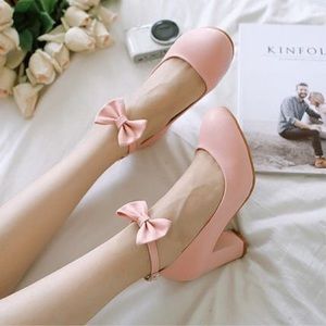 Meet your Posher, Ahmira